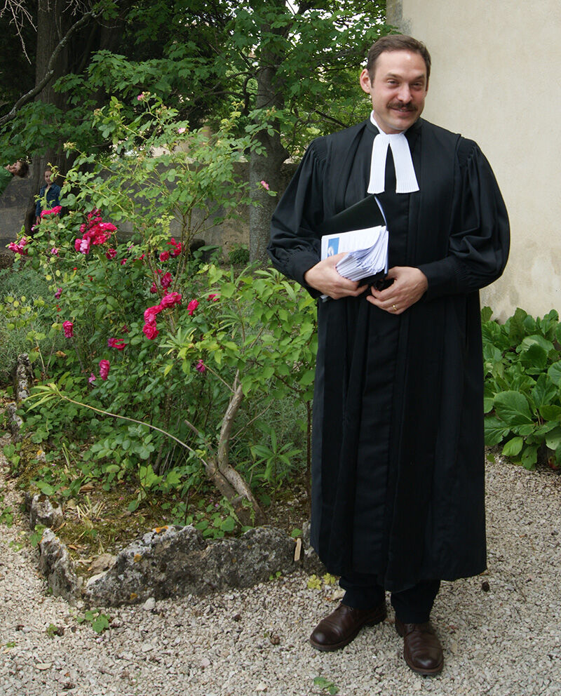 Pasteur Arnaud Van Den Wiele